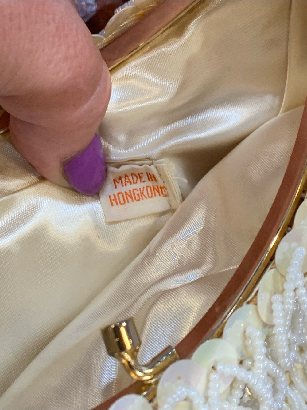 Vintage 1960s Beaded Ring Handle Evening Bag - Picture 10 of 17